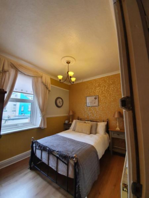 J's Mayfair Guest House